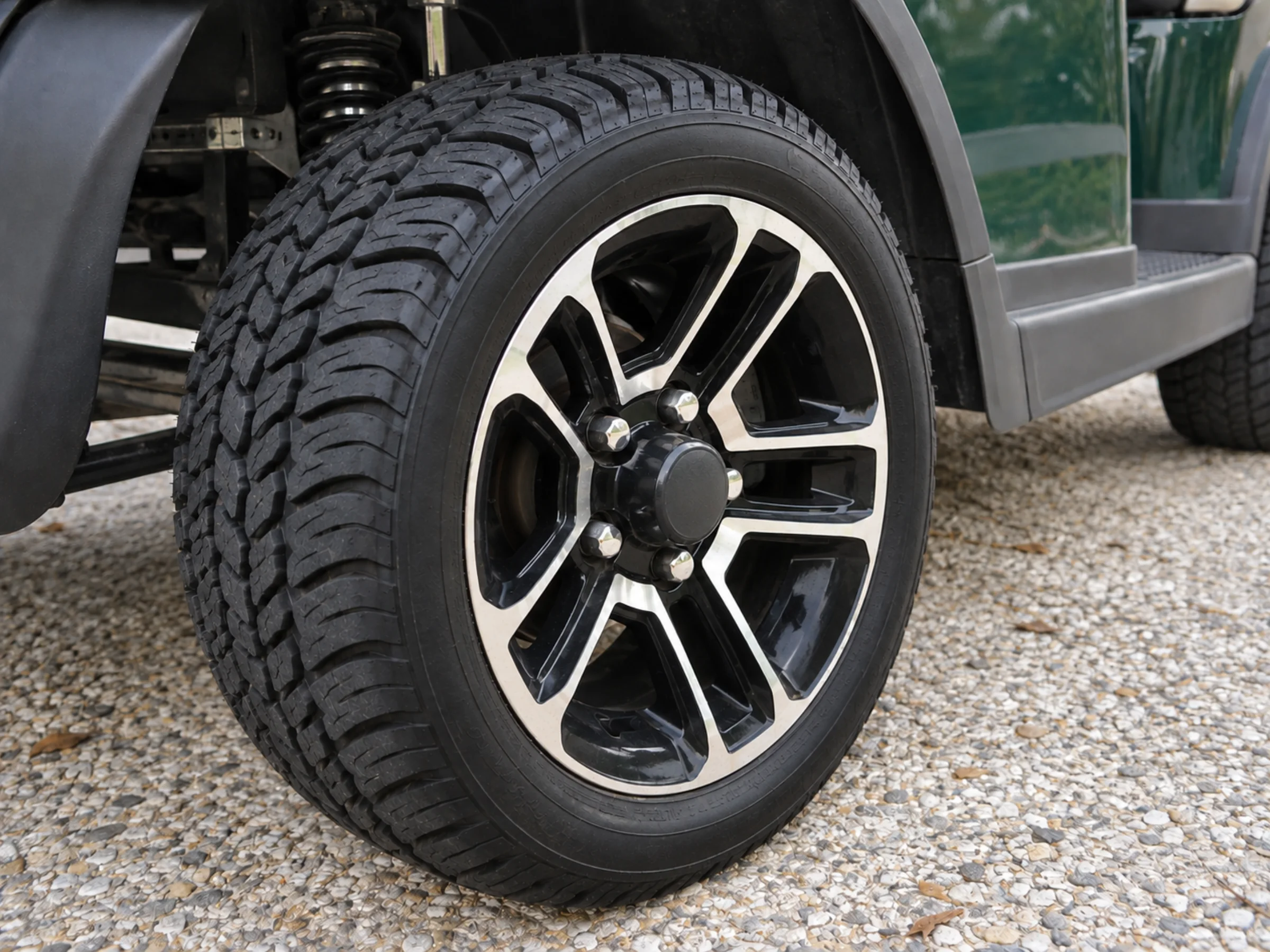 Same golf cart wheel clean and polished with a naturally dressed tire